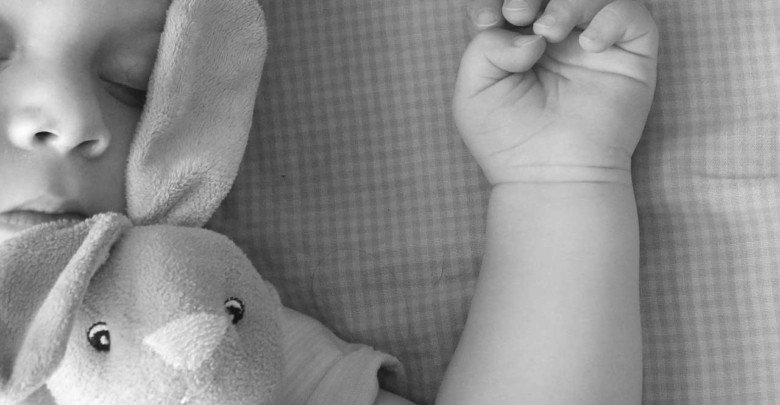 Schlafrhythmus bei Babys – Im ersten Jahr verändert sich der Schlafbedarf öfter