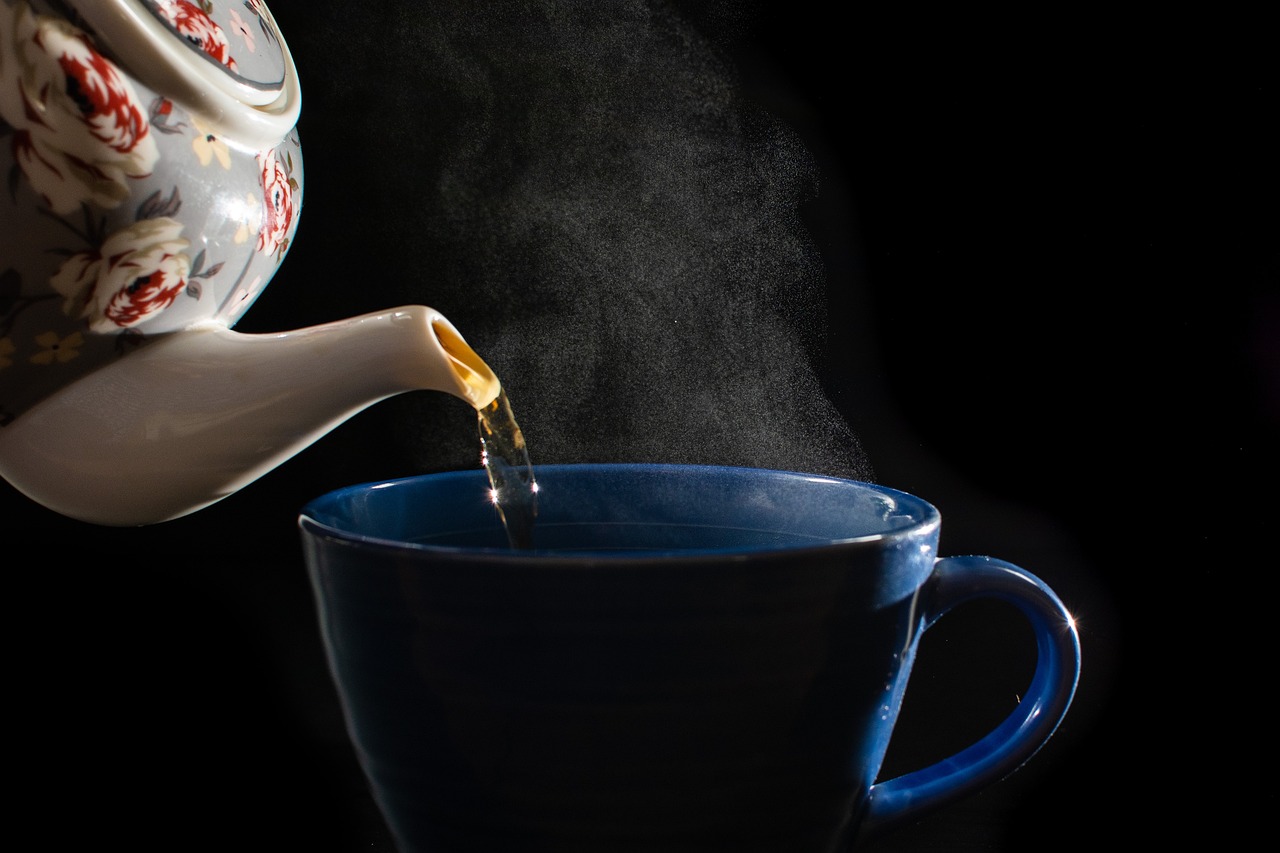 Welcher Tee hilft bei Schlafstörungen? – Die 5 Besten Sorten